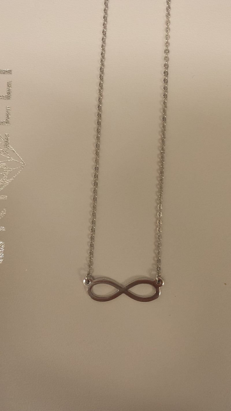 9ct w/g infinity neckles 45