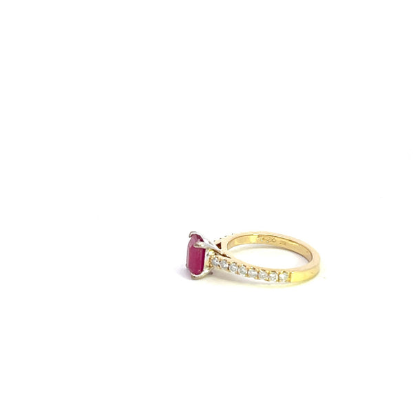 18CT YELLOW GOLD LADIES DRESS RING CLAW SET NATURAL RUBY AND BRILLIANT CUT DIAMONDS  HAND CRAFTED